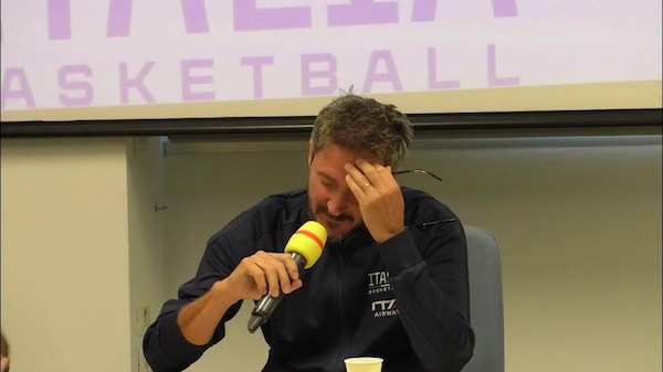 Pozzecco: "DiVincenzo out dall'Europeo, c'è dispiacere"