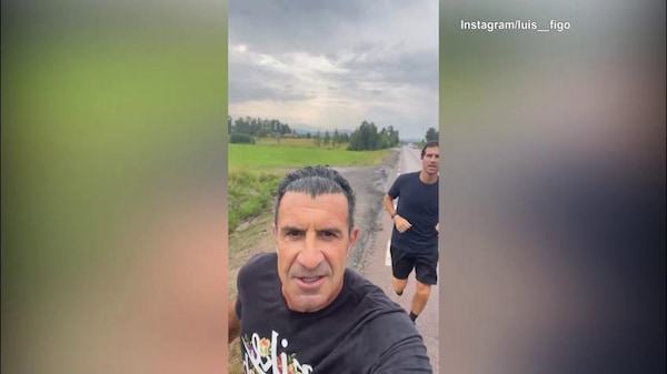 Figo si allena con il parente del re