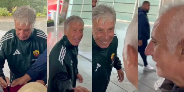 Roma, Gasperini scherza con un tifoso giallorosso dopo l'allenamento in Inghilterra
