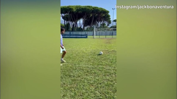 Bonaventura non perde il tocco: che giocata!
