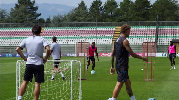 Il Napoli tra corse e partitelle in ritiro