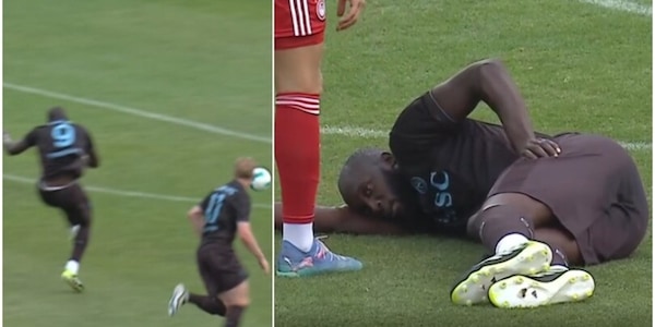 Lukaku calcia il pallone e crolla a terra: infortunio muscolare durante Napoli-Olympiacos
