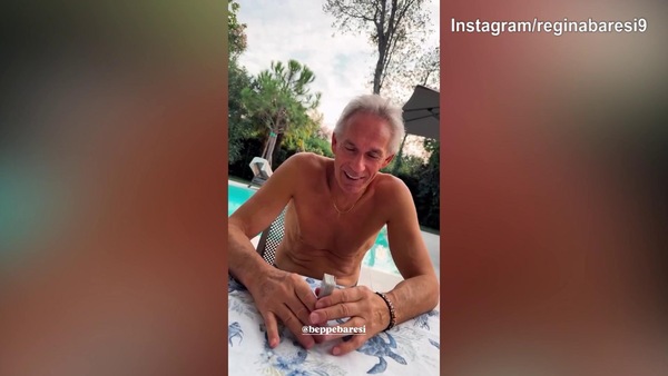 Sfida a carte in casa Baresi...ma è Regina a perdere!