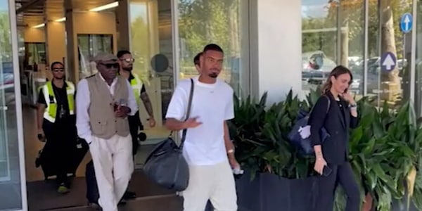 Inter, Diouf sbarca in Italia: visite mediche, poi la firma