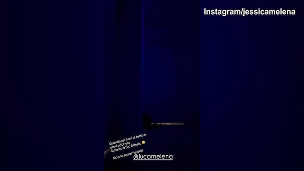 Lady Immobile prova lo scherzone al fratello, ma il risultato è...disastroso