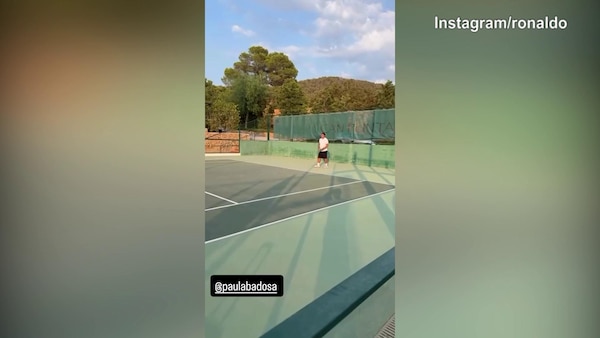 Tennis, Ronaldo "il fenomeno": che scambi con Paula Badosa!