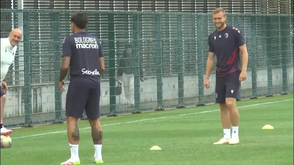 Bologna, Immobile out almeno due mesi