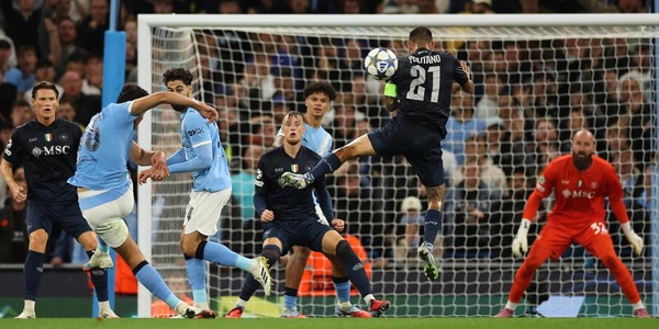 I Top e Flop di City-Napoli: Politano straordinario, Di Lorenzo compromette la partita