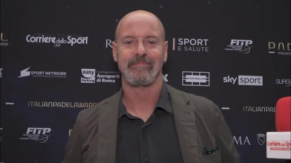 Italian Padel Awards, intervista a Pietro Sermonti: "Sono una discreta p...a, si può dire?"