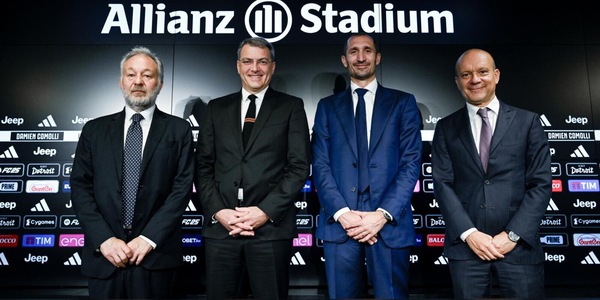Rivoluzione Juve, arriva un nuovo presidente. E Comolli diventerà Ad