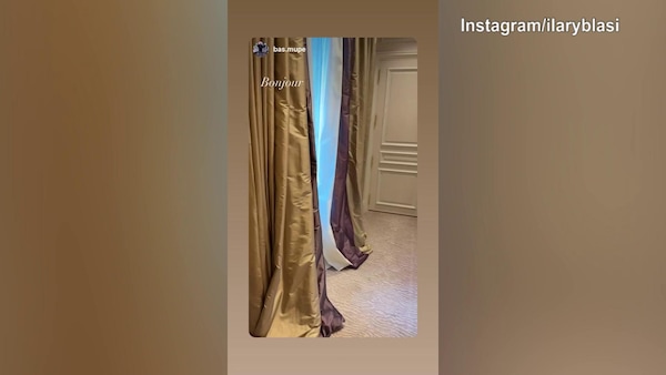 Il risveglio di Ilary Blasi sotto la Tour Eiffel