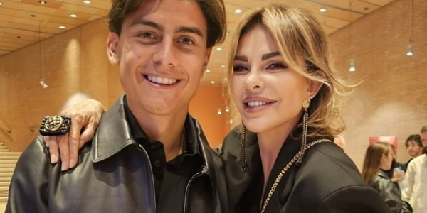 Alba Parietti, la promessa al figlio: "Proverò a riportare Dybala a Torino"
