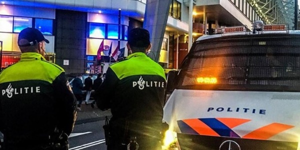 Napoli, fermati 180 tifosi a Eindhoven. Rilasciati in mattinata e obbligati a lasciare la città