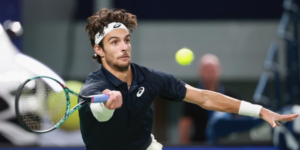Atp Vienna, Musetti batte Etcheverry in due set con il punteggio di 6-3, 6-4