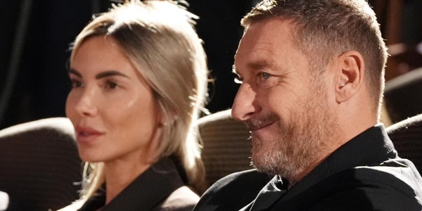 Single's day, qual è lo sport dove ci si fidanza di più? Totti e Noemi insegnano