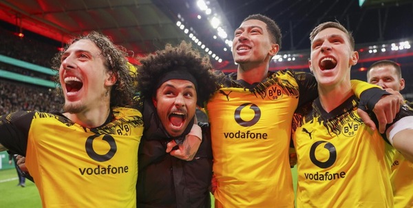 Bundesliga, Augsburg-Dortmund: quote e pronostico