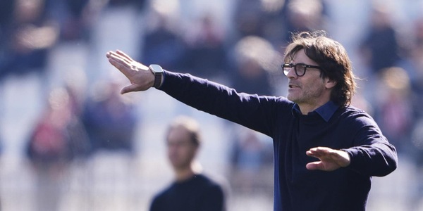 Fiorentina, accordo raggiunto con Vanoli: sarà in panchina contro il Genoa di De Rossi