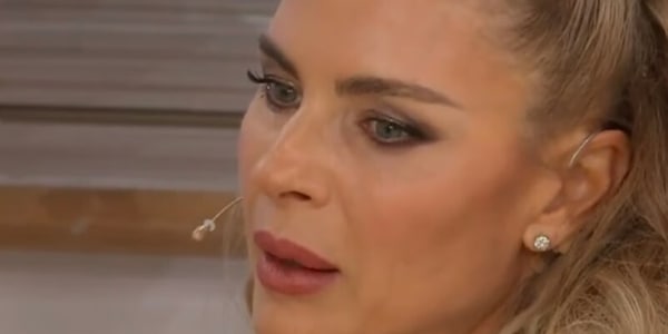 Martina Colombari piange in tv per il figlio Achille Costacurta: "Chiamai io l'ambulanza, mi ha tolto un peso"