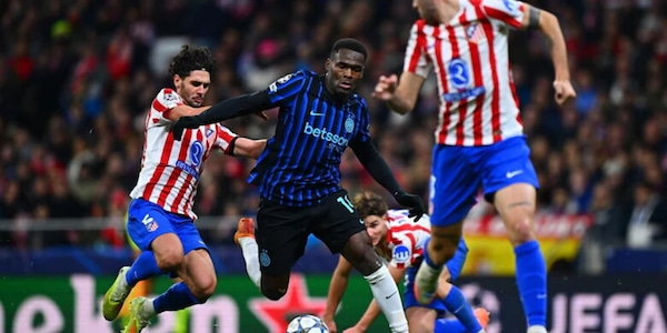 Inter beffata nel finale. L'Atalanta travolge l'Eintracht