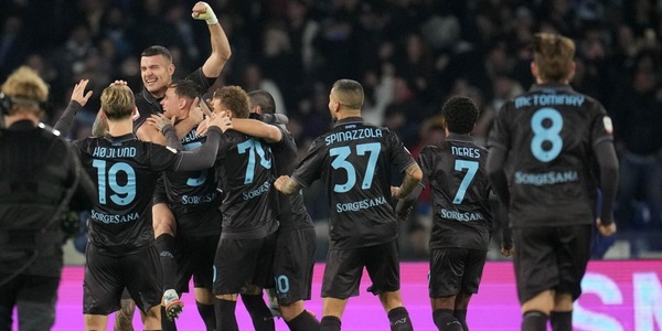 Coppa Italia, il Napoli elimina il Cagliari ai rigori: decisivo l'errore di Luvumbo, Conte ai quarti