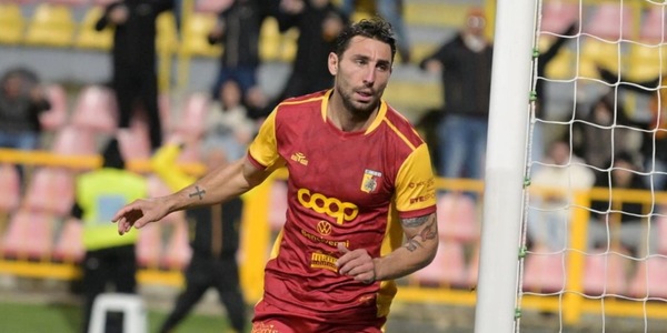 Catanzaro sogna con Pittarello l'implacabile