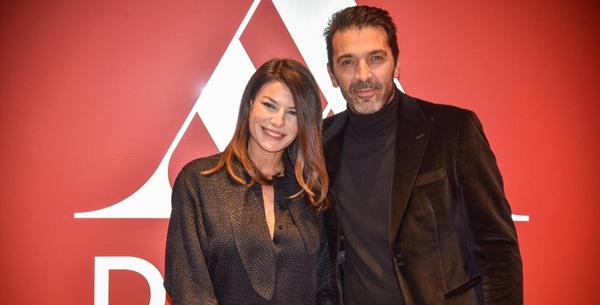 Ilaria D'Amico e Buffon: "Non sgomitiamo". La richiesta all'ufficio stampa