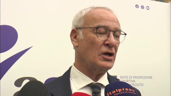 Ranieri: "Impresa della Roma nella scorsa stagione grazie ai tifosi"