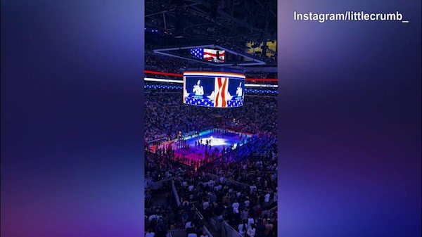 Canalis, nottata all'ex Staples Center per seguire l'Nba
