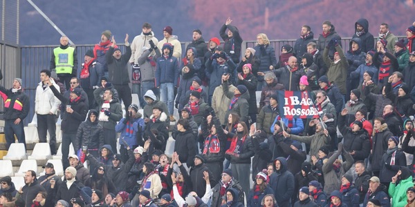 Scontri prima di Como-Bologna: 53 denunce e due arresti
