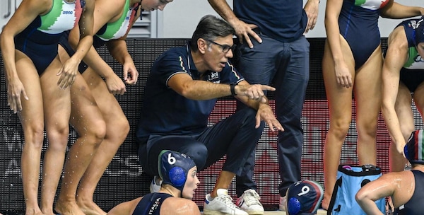Setterosa battuto nella semifinale degli Europei dall'Olanda: giovedì la Grecia per il bronzo