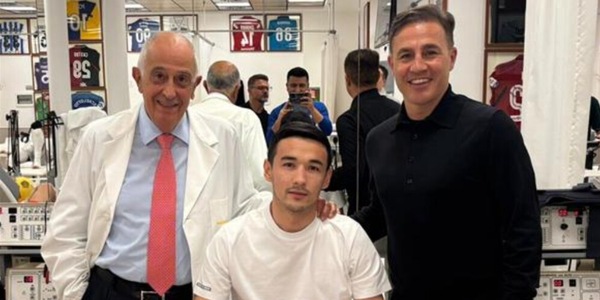 Cannavaro in clinica dopo la delicata operazione di un calciatore dell'Uzebekistan in vista del Mondiale