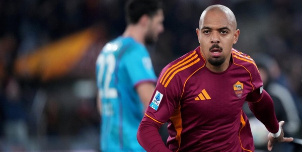 Malen strega la Roma, bufera social sull'Aston Villa: "Perché l'abbiamo venduto?"
