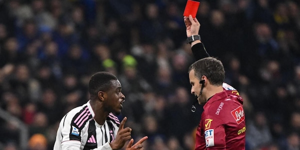 "Serie A falsata dagli episodi e poco professionale. Le istituzioni si migliorino": l'appello dei parlamentati dello Juventus Club