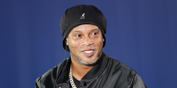 La carriera di Ronaldinho diventa un documentario su Netflix: cast stellare, quando esce