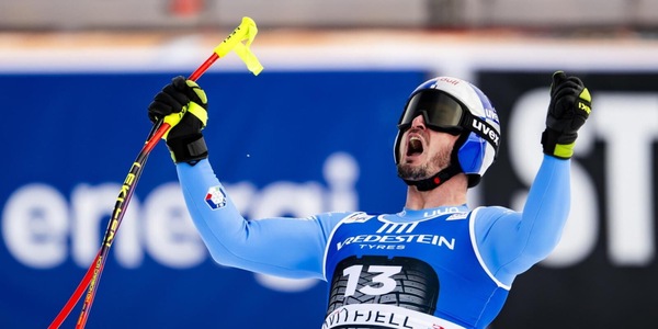 Paris, sei un fenomeno: trionfo nella discesa di Kvitfjell, è il secondo miglior jet della storia!
