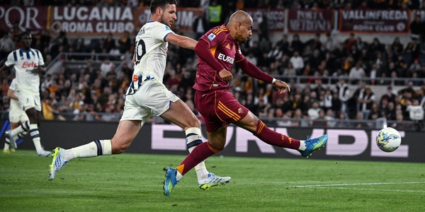 Tra Roma e Atalanta finisce 1-1, la Champions si allontana