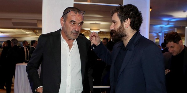 Cori contro Lotito e per la Lazio al concerto di Tommaso Paradiso. Lui esce e risponde: “Se fate cosí…”
