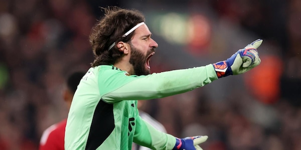 In Inghilterra sicuri: "Alisson ha già detto sì alla Juve. Il Liverpool si infuria e pensa a Di Gregorio"