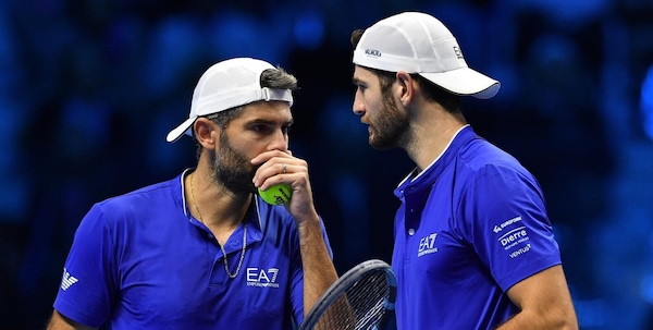 Madrid, esordio amaro per Bolelli e Vavassori dopo il lutto: eliminati al primo turno nel doppio