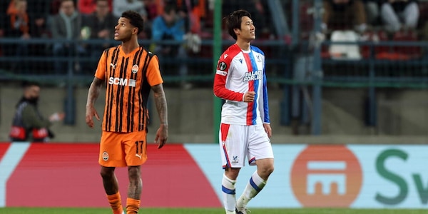 Conference League, il Crystal Palace ne fa tre allo Shakhtar: gol e assist per l'ex Lazio Kamada. Il Rayo vince di misura contro lo Strasburgo