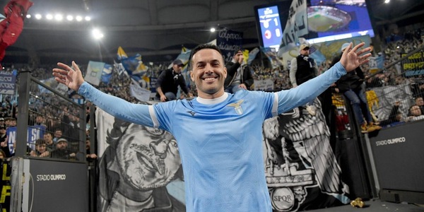 Lazio, passerella Pedro e un doppio evento: presto svelerà il futuro