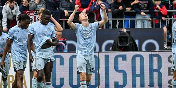 Buksa e Gueye firmano il blitz dell'Udinese a Cagliari: festa salvezza rimandata per Pisacane