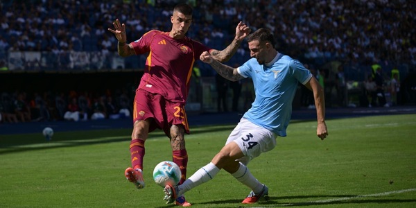 Roma-Lazio e la corsa Champions domenica alle 12.30, è ufficiale: tutti gli orari della penultima giornata di Serie A