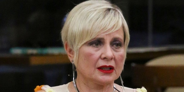 Antonella Elia: “Mio padre morì in un incidente stradale, lo stesso del calciatore Paolo Barison"