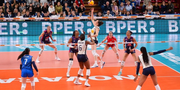 L'Italia di Velasco batte ancora in tre set la Francia