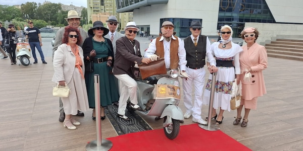 Motori, la Vespa protagonista a Roma tra storia, passione e made in Italy
