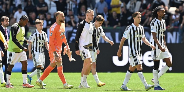 Clamoroso Juve: perde 2-0 in casa contro una super Fiorentina ed esce dalla zona Champions
