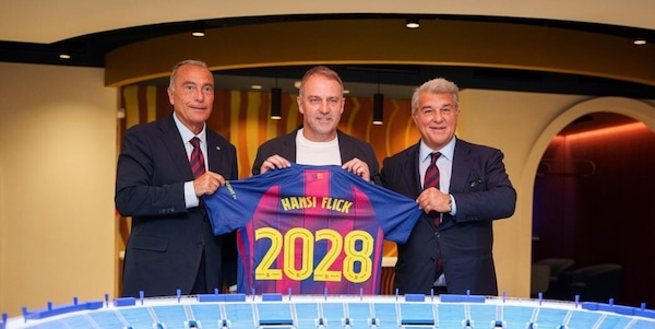 Flick rinnova con il Barcellona fino al 2028: il comunicato ufficiale