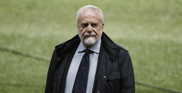De Laurentiis si tiene il Napoli: rifiutata un'incredibile offerta da due miliardi di un gruppo