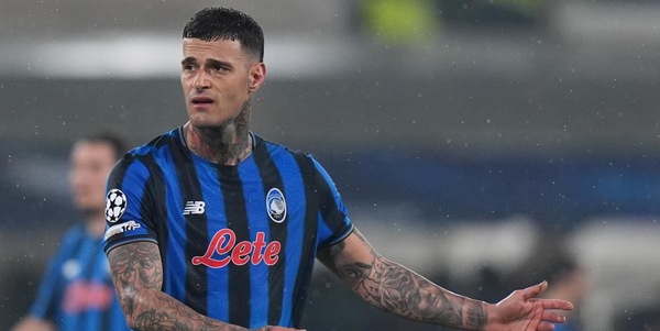 Scamacca chiama la Roma: prima la Champions, poi...